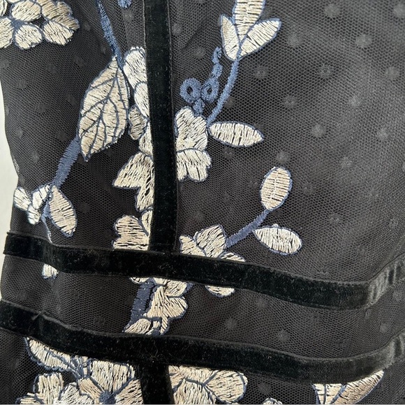 NWT Lulus Constance Black Floral Embroidered Strapless Midi Dress - M - Picture 9 of 10